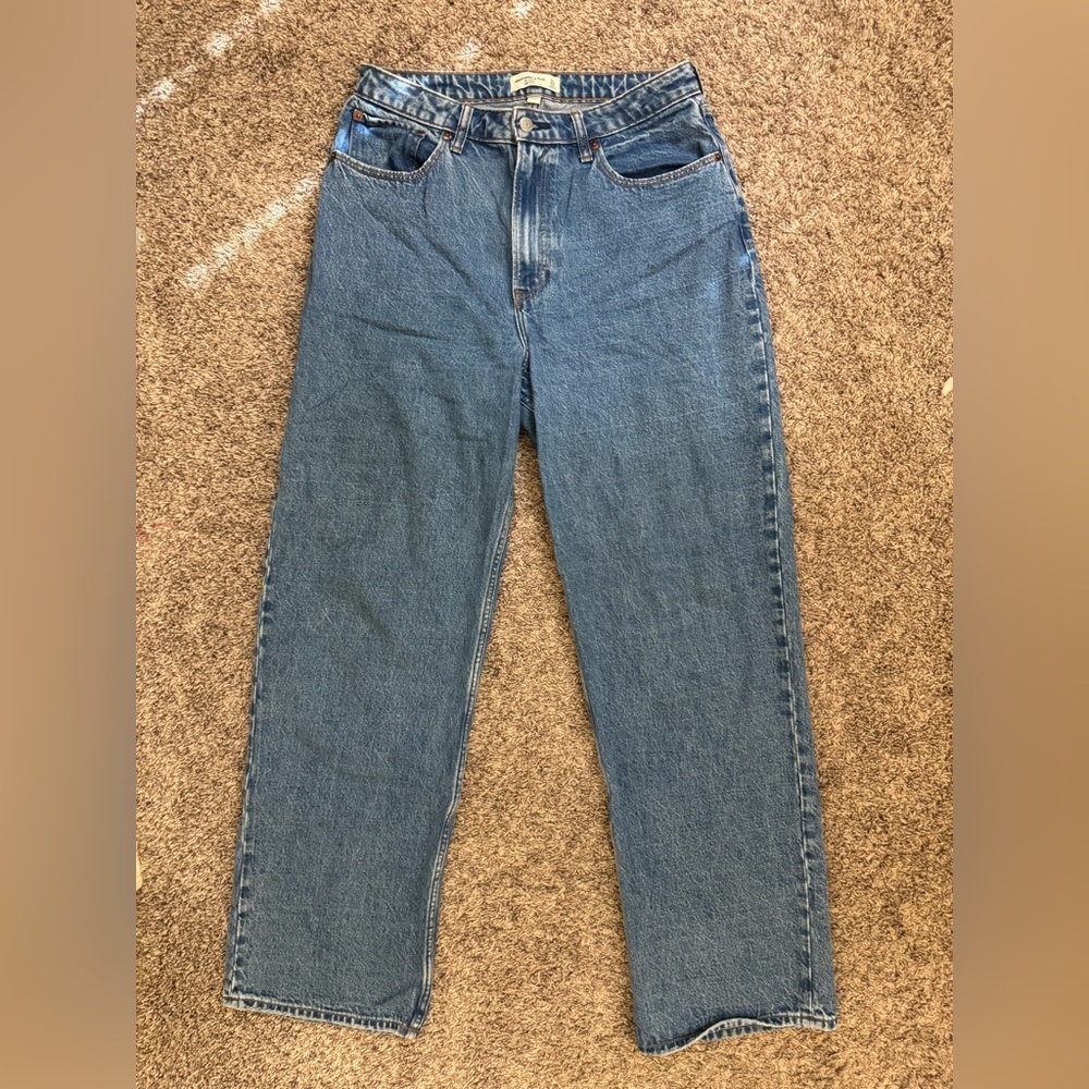 Abercrombie & Fitch Loose High Rise Jeans